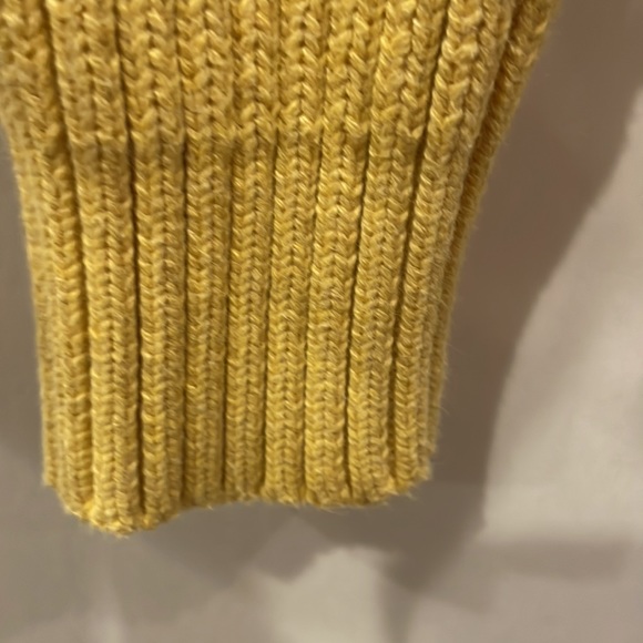 Lands’ End women’s yellow wide ribbed cable knit zip front cardigan sweater EUC - Picture 4 of 6